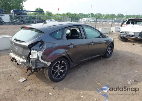 2015 Ford Focus Se z USA, uszkodzony, nr VIN 1FADP3K25FL355840